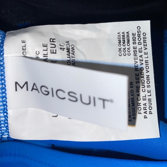 Magic Suit size 10 - Picture 5 of 6